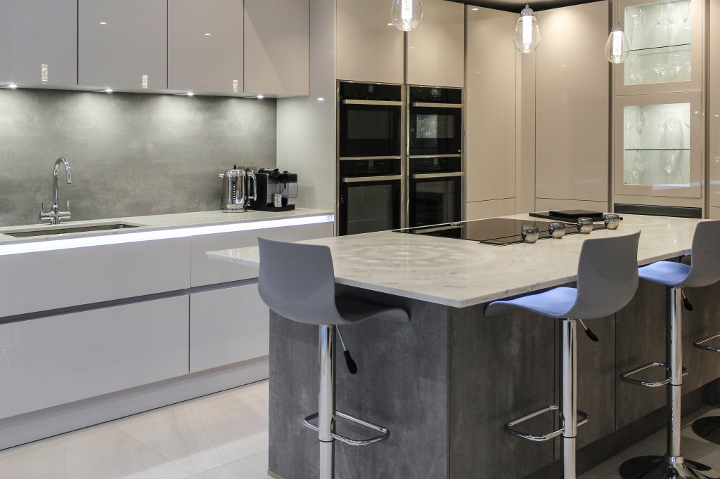 Loughton 5Loughton 5.