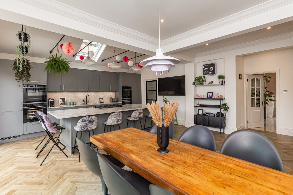 Insider Design Tips From Kitchen Designers.