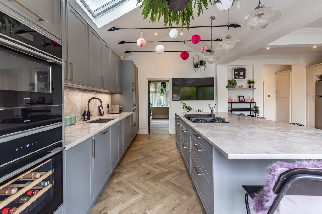 Shaker Kitchens Woodford.